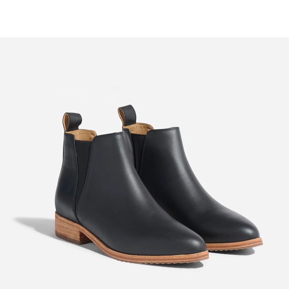 Nisolo Black Ankle Boots